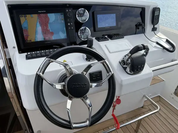 Helm of the Fjord 40